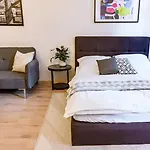 Cozy In Prenzlauer Berg アパート ベルリン