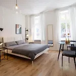 Cozy In Prenzlauer Berg