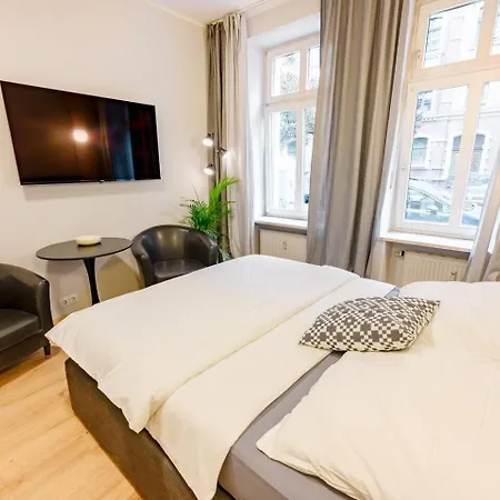Ground-floor In Pberg *