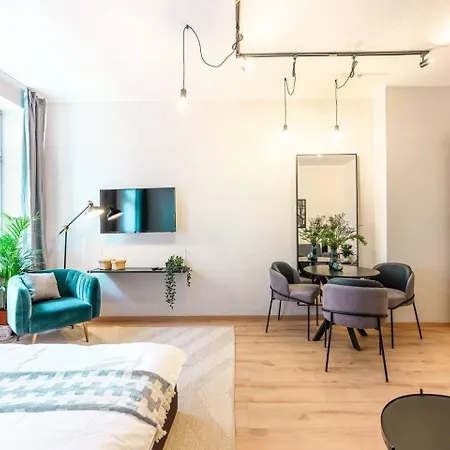 Cozy In Prenzlauer Berg Апартаменты *